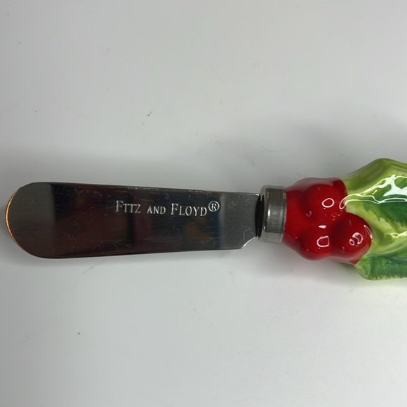 Fitz and Floyd Holly Berry Plate with Spreader NIB - Picture 6 of 6